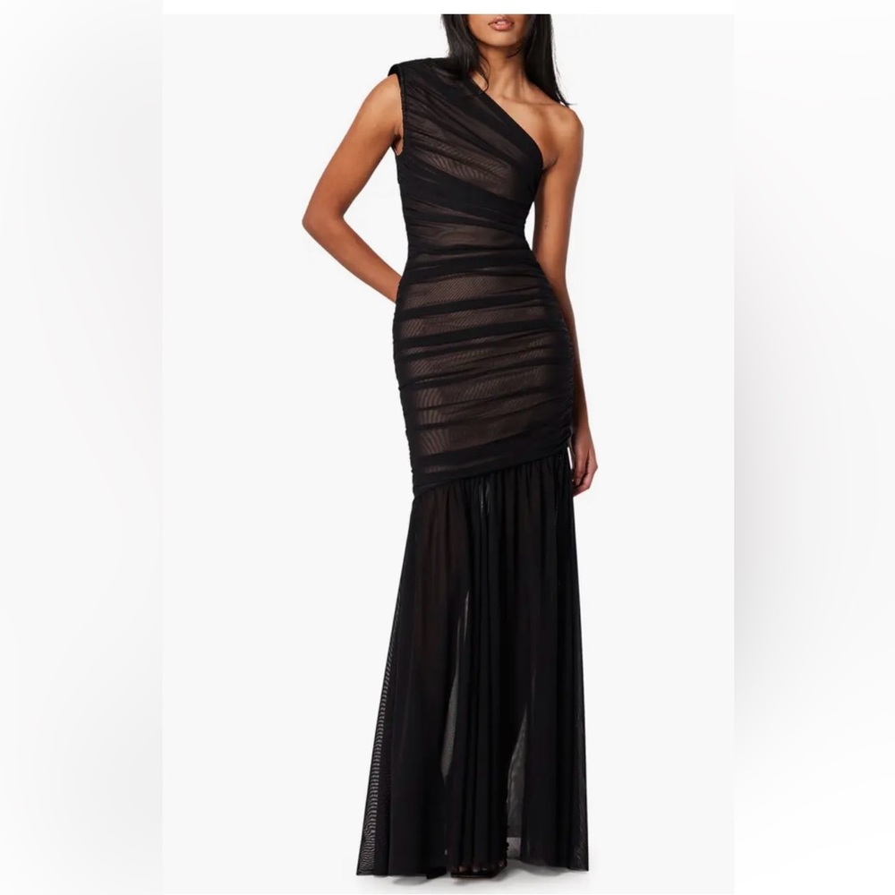 Elliatt Vienna Ruched One Shoulder Gown